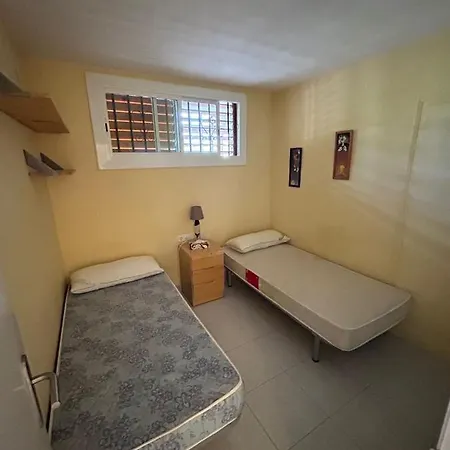Apartamento Con Piscina, Tenis Y Parking Апартаменты *