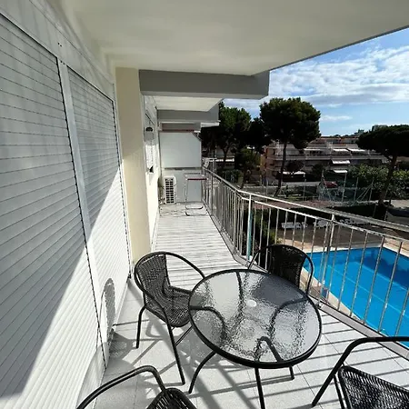 Apartamento Con Piscina, Tenis Y Parking