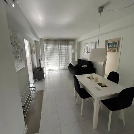 Apartment Apartamento Con Piscina, Tenis Y Parking
